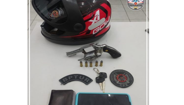 POLÍCIA MILITAR APREENDE ARMA DE FOGO NO BAIRRO DO RENASCENÇA NA CAPITAL MARANHENSE