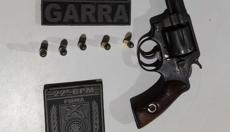 Pmma prende suspeito com arma de fogo e cinco munições em Paço do Lumiar