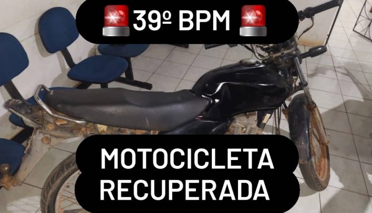 Policiais Militares do 39º BPM, do pelotão de Paulo Ramos, recuperam motocicleta furtada e apreendem drogas