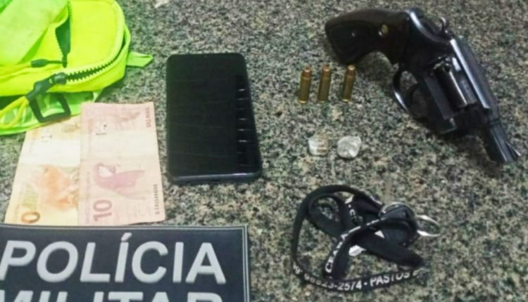 POLÍCIA MILITAR APREENDE ARMA DE FOGO EM PASTOS BONS