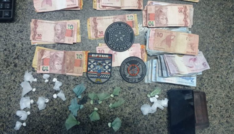 POLÍCIA MILITAR PRENDE SUSPEITOS DE TRAFICO DE DROGAS EM BARREIRINHAS