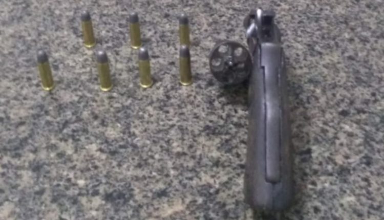 POLÍCIA MILITAR APREENDE ARMA DE FOGO EM SÃO JOÃO DOS PATOS