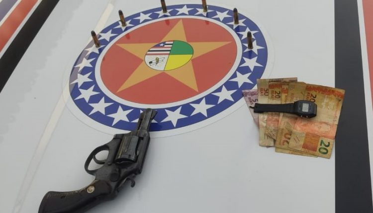 Ações do 16º BPM resultam na apreensão de arma de fogo e drogas na sua área de atuação