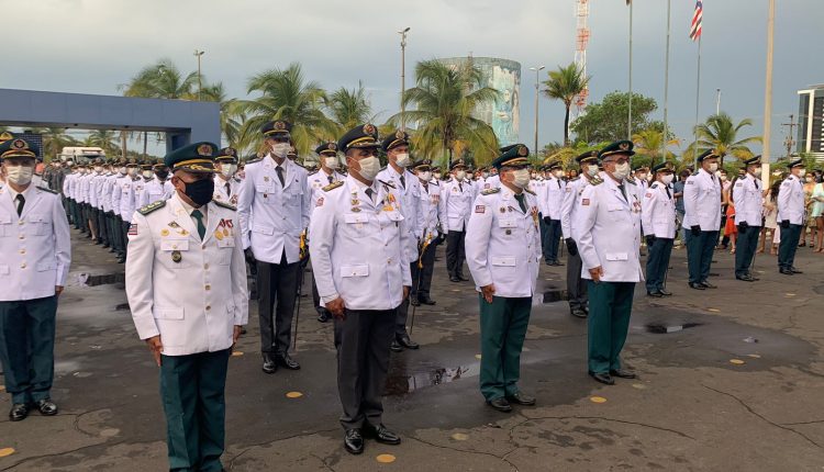 Governo do estado promove oficiais e praças da Polícia Militar e Bombeiros Militares