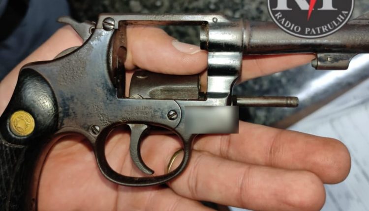 BARREIRA DA OPERAÇÃO BLOQUEIO RETIRA MAIS UMA ARMA DE FOGO DE CIRCULAÇÃO EM TIMON