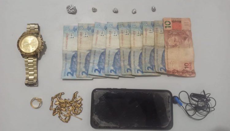 POLÍCIA MILITAR PRENDE SUSPEITO DE TRAFICO DE DROGAS NOS BAIRROS DA FORQUILHA E VIVA ISABEL CAFETEIRA