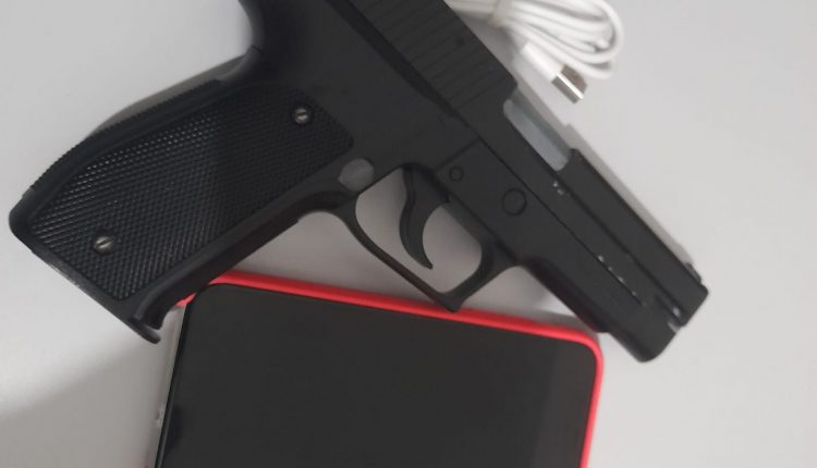 POLÍCIA MILITAR PRENDE SUSPEITO DE APLICAR GOLPES DE VENDA DE CELULARES EM SÃO LUÍS