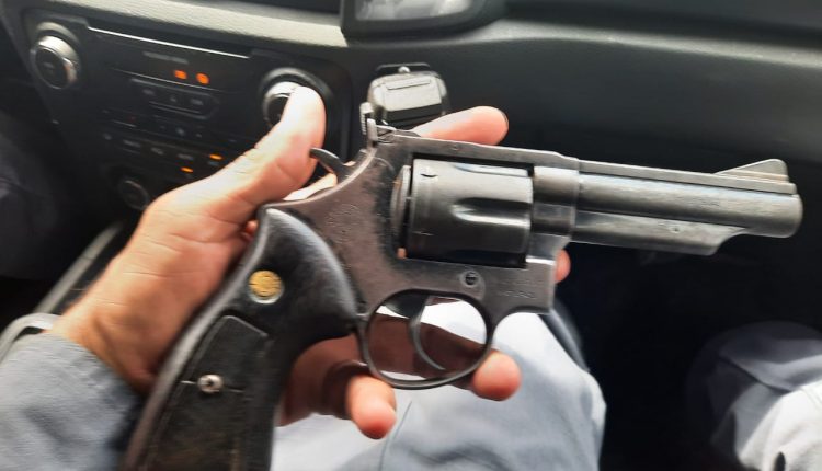 Polícia militar apreende mais uma arma de fogo na cidade de Presidente Dutra