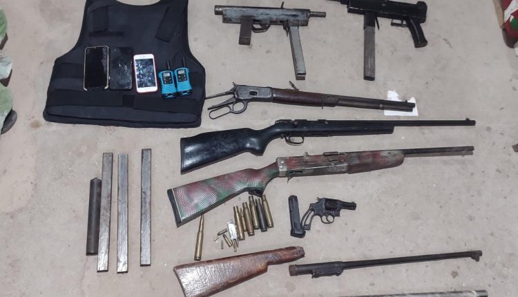 Polícia Militar apreende oito armas de fogo e munições de grosso calibre no Residencial Nova Terra