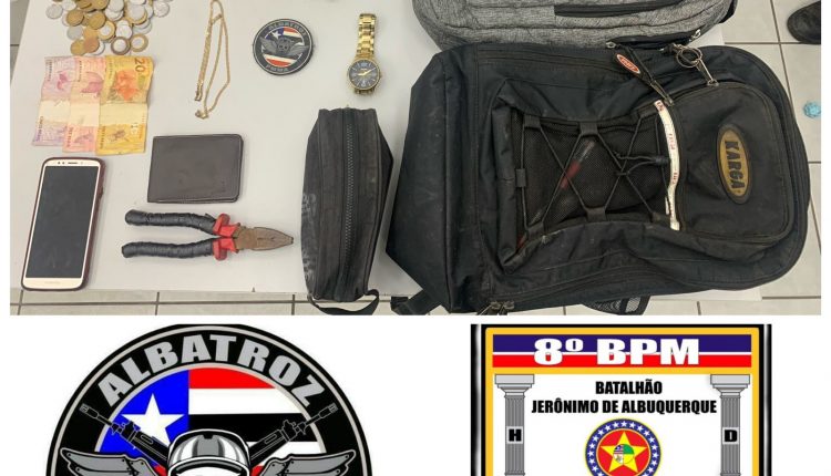 Dois suspeitos de assalto à coletivo são presos em ação de resposta rápida da PM