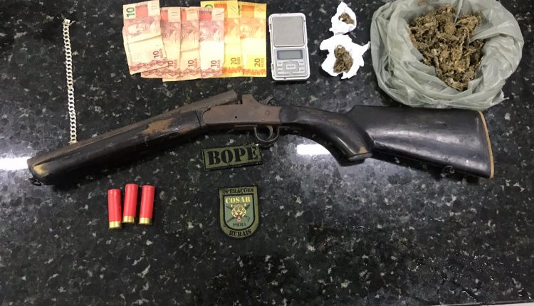 Policiais do Bope apreendem arma de fogo, drogas e prendem suspeito em Olinda Nova