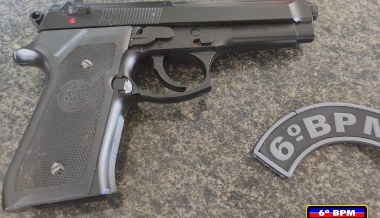 POLÍCIA MILITAR APRENDE ARMA DE FOGO FALSA NO BAIRRO SÃO CRISTOVÃO EM SÃO LUÍS