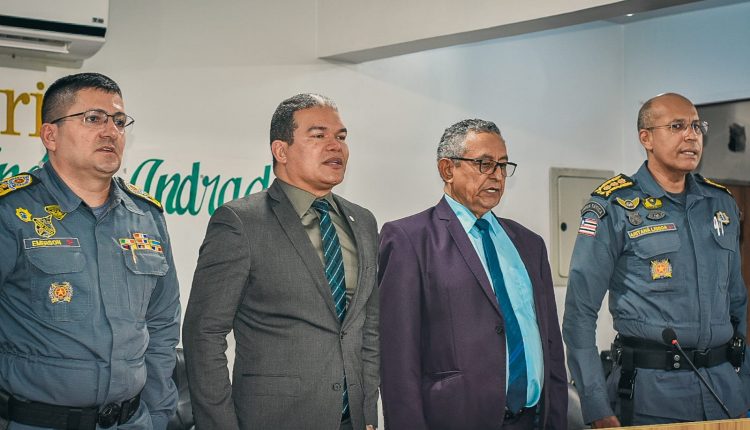 Comando da PMMA participa de passagem de comando do 2ºBptur em Barreirinhas