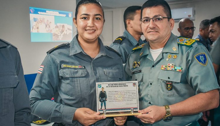 Policiais militares destaques nas ações policiais são homenageados pelo comando do 20ºBPM