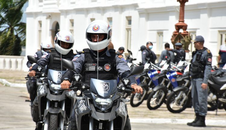 Governo do Maranhão entrega motocicletas e lança Operação Comércio Seguro