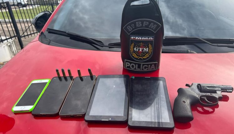 Policiais do 8º BPM prendem acusados de roubo e apreendem arma de fogo na Cohama