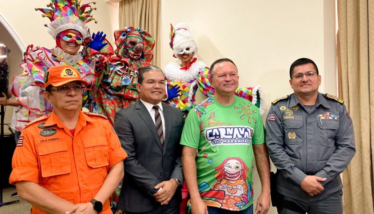 COMANDANTE-GERAL PARTICIPA DE ENTREVISTA COLETIVA DO CARNAVAL 2023