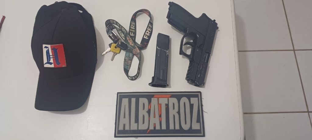 PMMA prende suspeito de roubo e apreende arma de fogo na Cohab