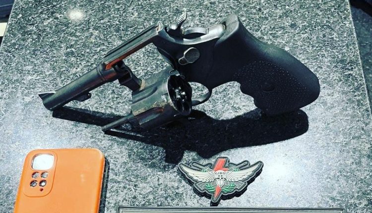 POLÍCIA MILITAR PRENDE DUAS MULHERES POR AMEAÇA E PORTE ILEGAL DE ARMA DE FOGO EM BALSAS