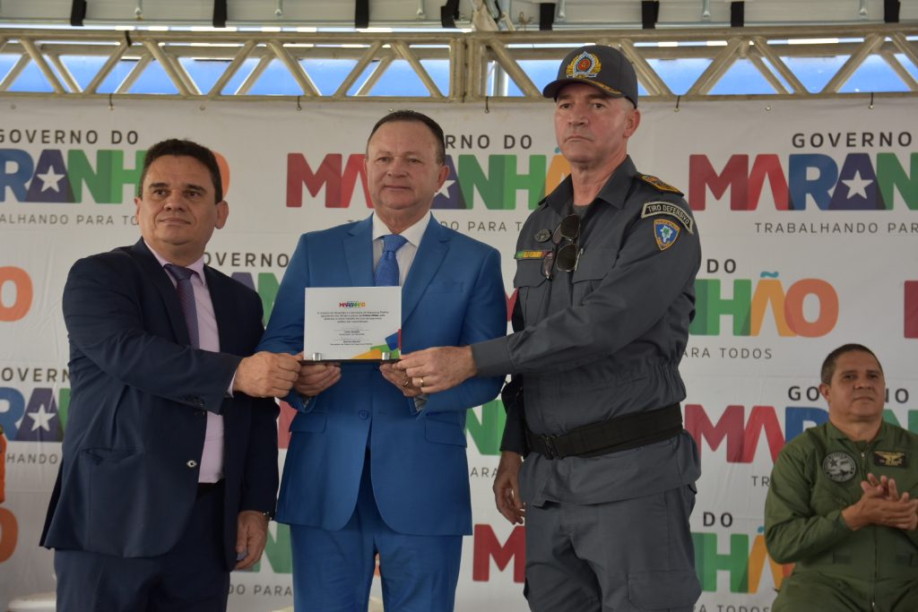 Governador Carlos Brandão homenageia profissionais do sistema de segurança pública do Maranhão