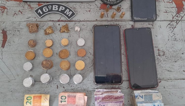 DURANTE OPERAÇÃO PAZ NA CIDADE DE SÃO BENEDITO DO RIO PRETO POLICIAIS DO 1ºBMT APREENDEM MUNIÇÕES, CELULARES E ENTORPECENTES