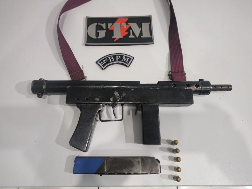 Polícia Militar apreende metralhadora com adolescente no bairro São Raimundo, em São Luís