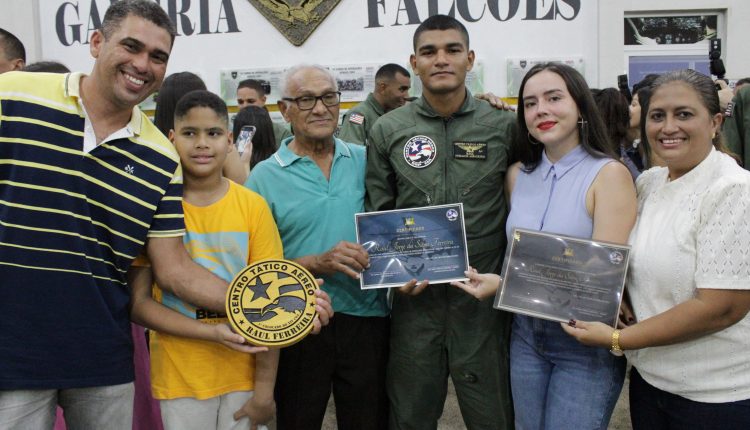 Formatura da 14ª turma do Curso de Operações Aerotáticas COA