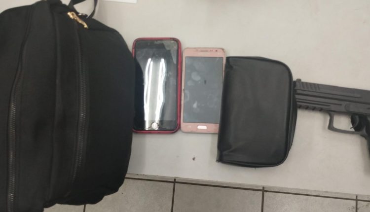 POLICIAIS MILITARES DO BATALHÃO TIRADENTES PRENDEM ACUSADO DE ROUBO A COLETIVO