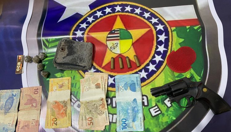 POLÍCIA MILITAR FAZ APREENSÃO DE ARMA DE FOGO E INDIVÍDUO É PRESO EM JOÃO LISBOA