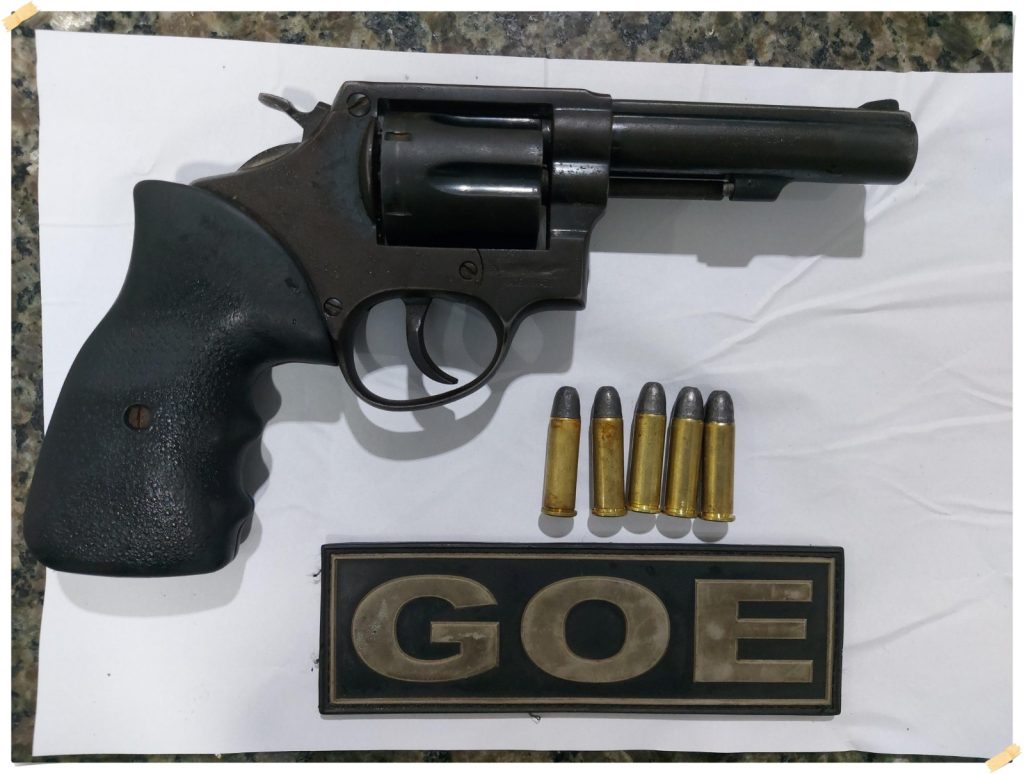 Polícia militar prende homem por porte ilegal de arma de fogo na cidade de Timon