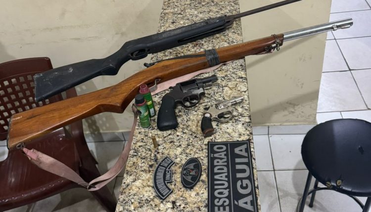 Polícia Militar realiza prisão e apreende quatro armas de fogo em Caxias