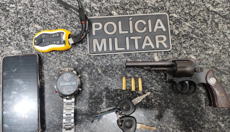 Policiais Militares da cidade de Bequimão apreendem homem por porte ilegal de arma de fogo e perturbação de sossego